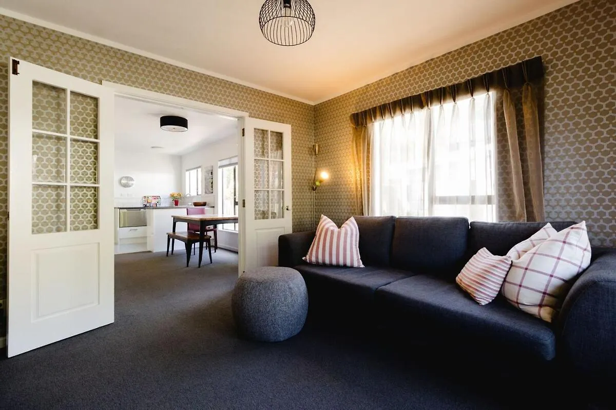Comfortable 2Br Home W Free Parking, Easy Walk To City Wellington